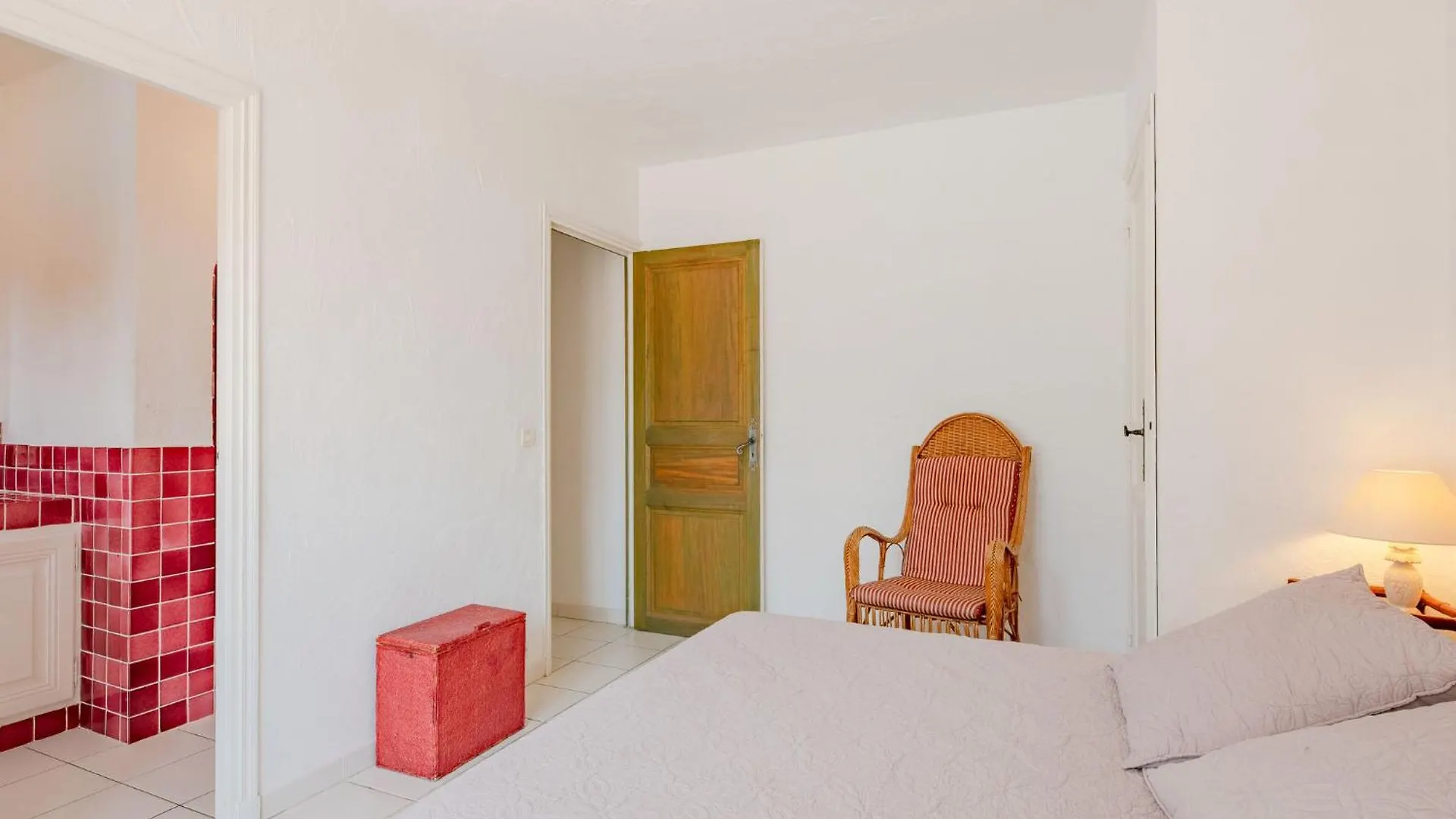 Holiday Home Mas Des Chenes By Interhome Grimaud